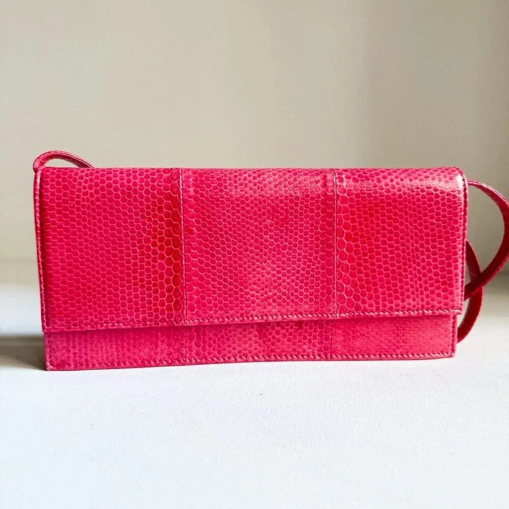 Vintage Barbie Pink Texyured Leather Convertible Shoulder Clucth